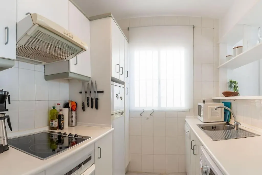 Golf/Seaview 2 Bedroom Apartment In Sitio De Calahonda - Mijas 0*,  Hiszpania