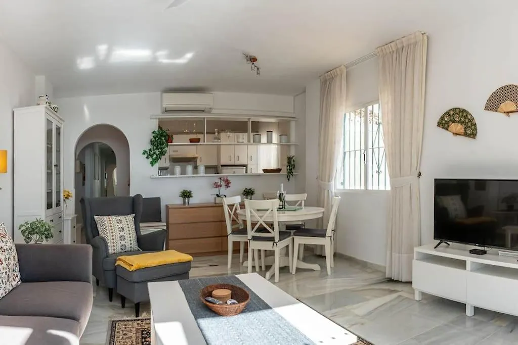 Golf/Seaview 2 Bedroom Apartment In Sitio De Calahonda - Mijas 0*,
